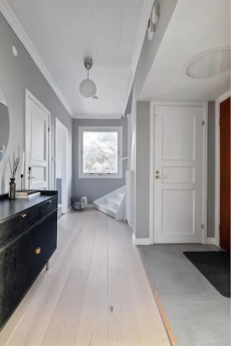 Amazing Family Home In 스톡홀름